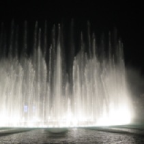 Fountain show below the Burj Khalifa